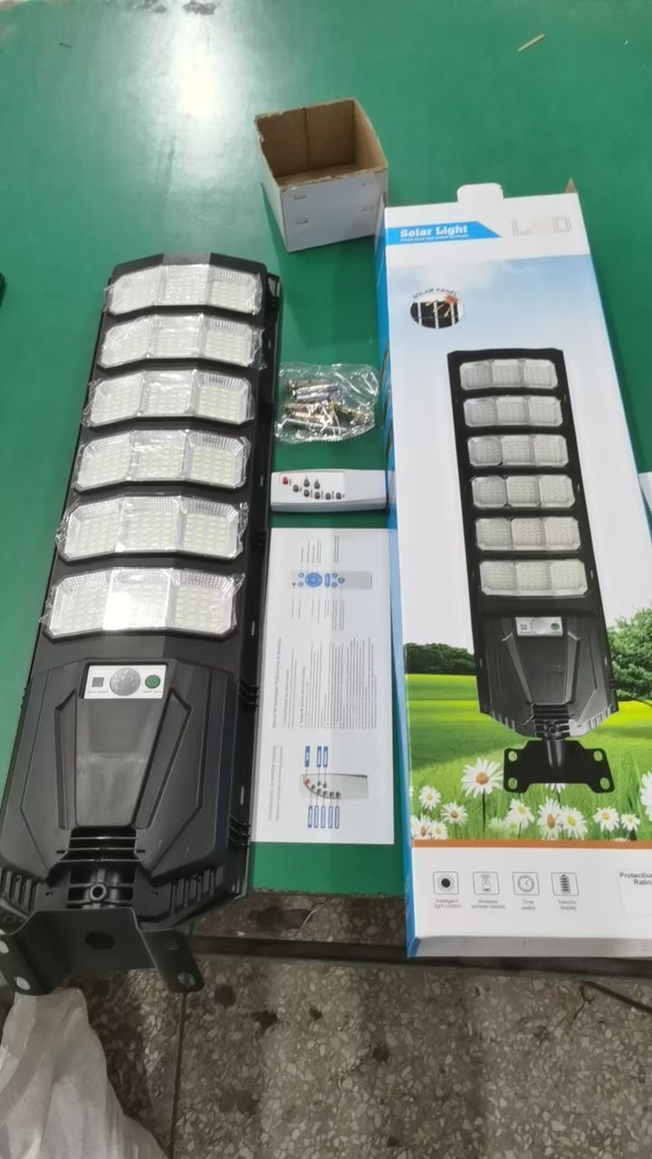 Solar streetlight